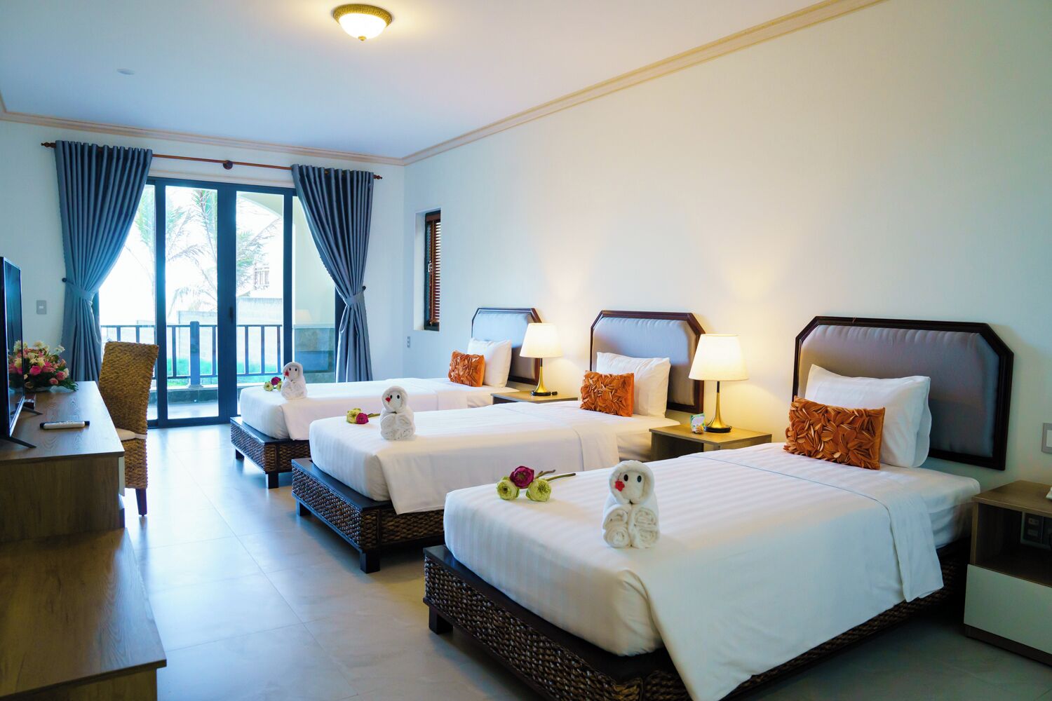 Premium Triple Room | Minibar, in-room safe, soundproofing, free WiFi