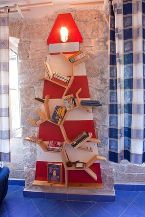 تفاصيل الفندق من الداخل