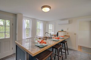 Dining - Short drive to town and popular beaches! (Orleans)