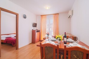 Apartamento (Apartments Island Beat - Two Bedroom ) | Comedor