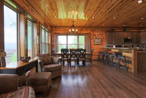 Dining - Private Getaway w/ Theater & Views Near Dollywood! (Sevierville)