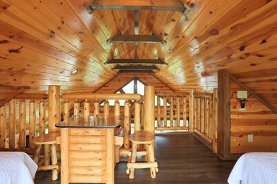 Private Getaway w/ Theater & Views Near Dollywood!