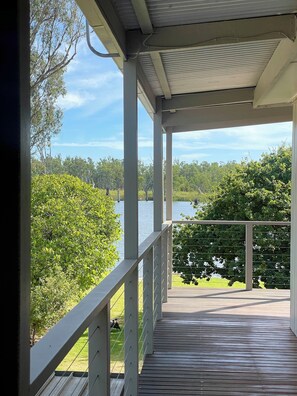 Property grounds - Golden Mile - On the Waterfront (Bundalong)