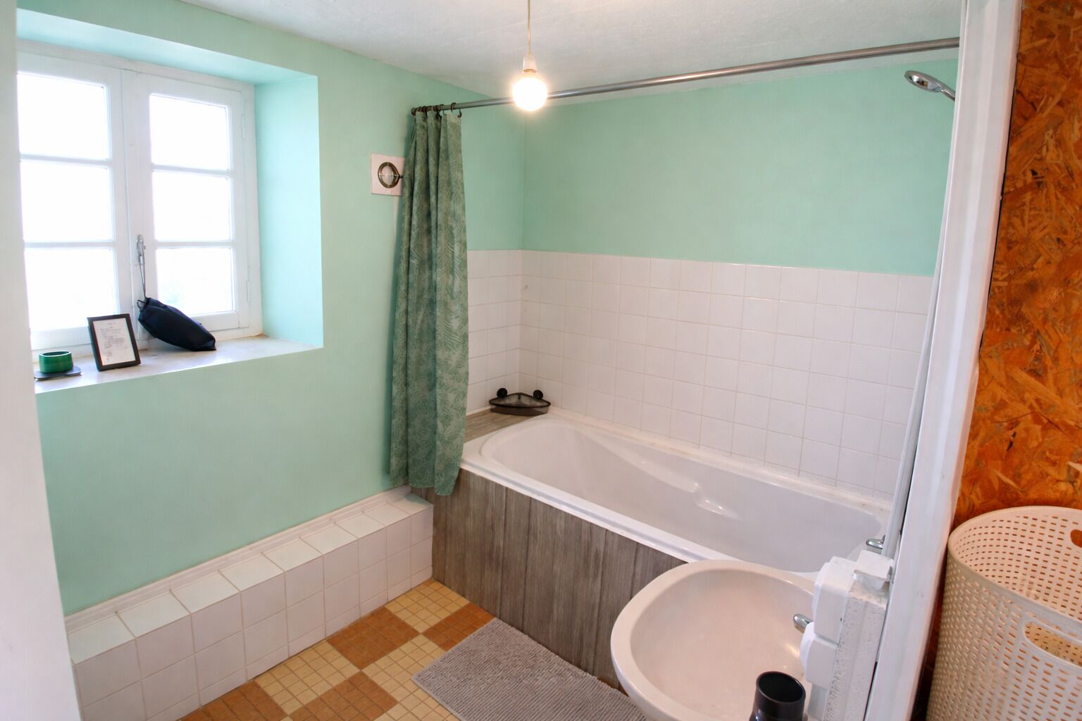 Håndklær, såpe og toalettpapir