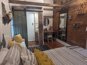 1 soverom, strykejern/-brett, wi-fi og sengetøy