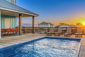 Outdoor pool, a heated pool