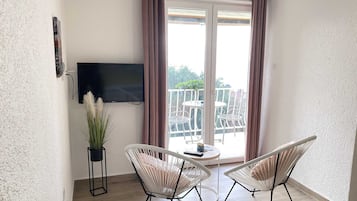 Double Room (Apartments Belenum - Comfort Double R) | 3 bedrooms, free WiFi