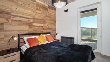 1 bedroom, iron/ironing board, travel crib, WiFi