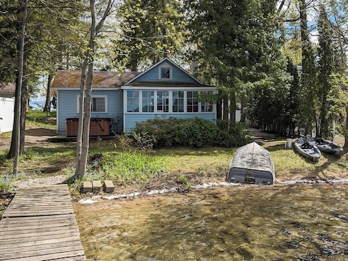 Direct Mickey Lake, Traverse City, Kayaks, Hot Tub, Row Boat, Dog ok