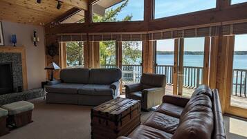 Smart TV, fireplace, printers