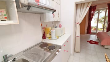 Departamento (Superior One Bedroom Apartment with T) | Cocina privada | Refrigerador