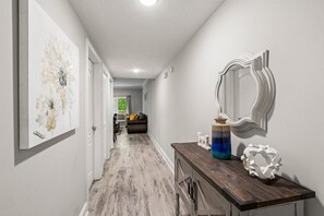 Interior - Smoky Mountain Bearadise (Pigeon Forge)