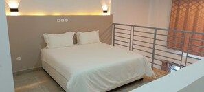 5 slaapkamers, een strijkplank/strijkijzer, gratis wifi, beddengoed