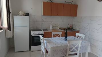 Apartment (Two bedroom apartment with Terrace) | Private kitchen | Fridge