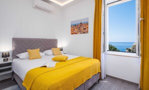 开间 (Studio with Sea and city view - 1) | 1 多间卧室、免费 WiFi