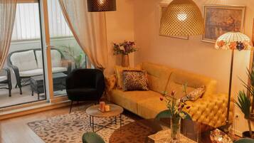 Apartment (One Bedroom Apartment with Balcony) | Interior