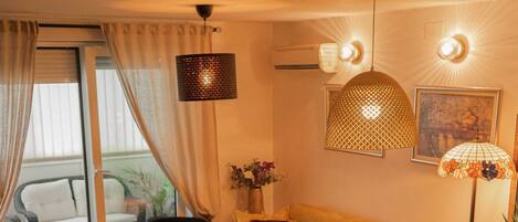 Apartment (One Bedroom Apartment with Balcony) | Interior