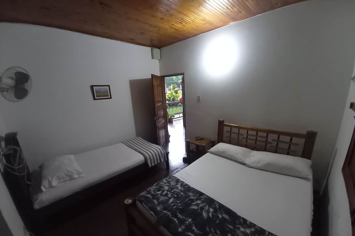 Basic Triple Room, Non Smoking, Garden View