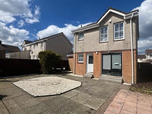 Exterior - New House interior May 2024. 3 bedroom detached 140m2. Private gardens/parking (Ayr)