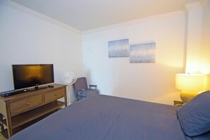 1 bedroom, iron/ironing board, WiFi