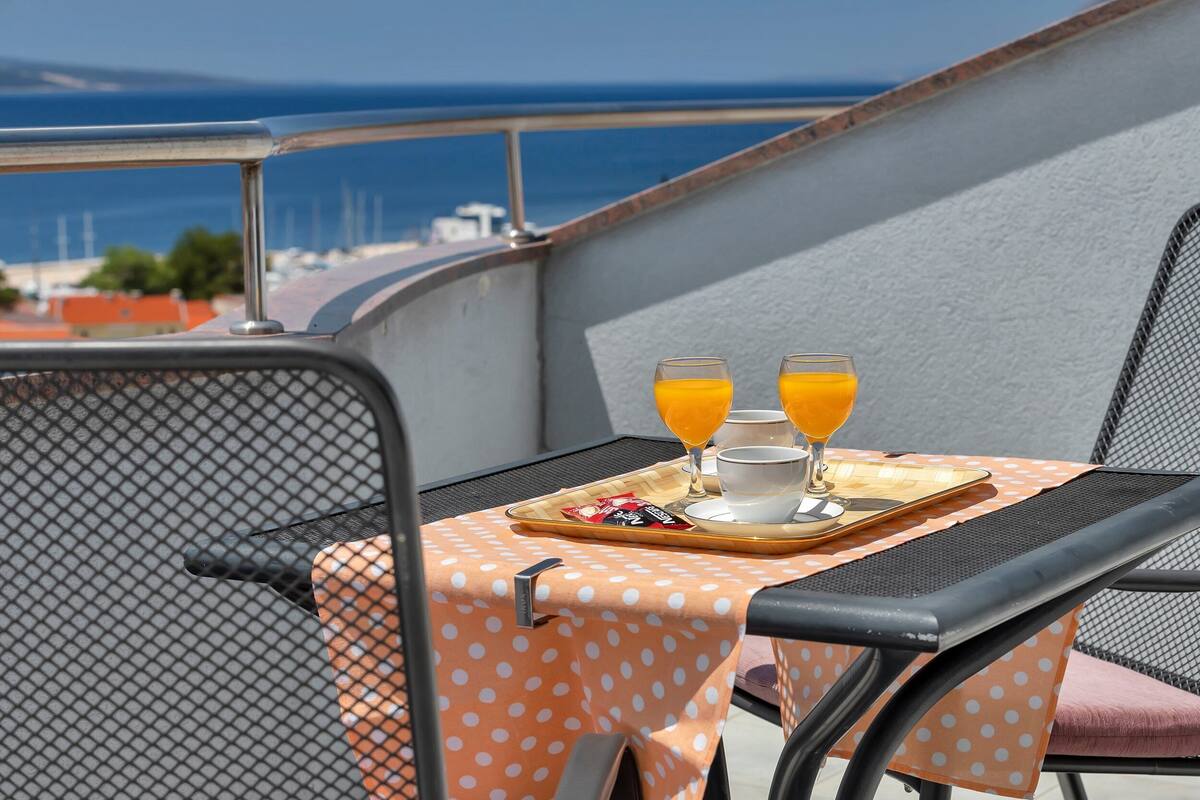 Studio (Studio Apartment) | Balcon