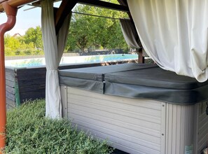 Maison (Two Bedroom Holiday Home with Terrace) | Piscine extérieure