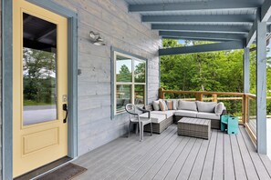 Terrace/patio - Dive into Luxury - Sevierville Cabin with Private Pool & Game Room! (Sevierville)