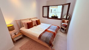 1 chambre, bureau, Wi-Fi gratuit, draps fournis