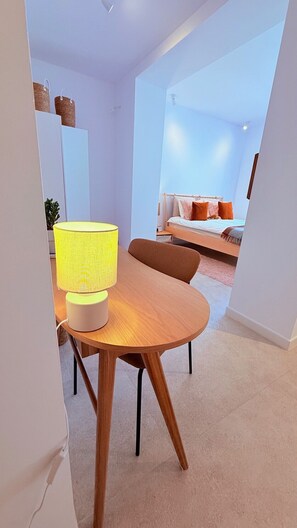 1 chambre, bureau, Wi-Fi gratuit, draps fournis