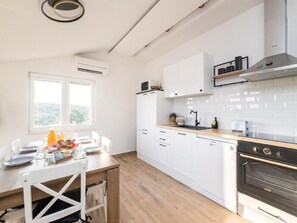 Private kitchen - Apartments Mistral (Razanac)
