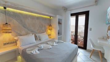 Quarto casal conforto, de frente para o mar | Cofres nos quartos, quartos à prova de som