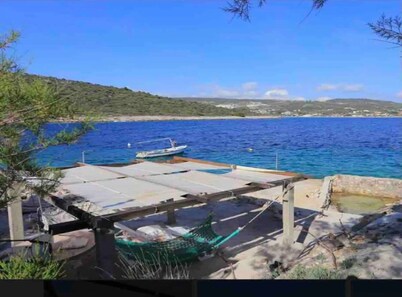 Seafront House Antonia