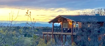 Breathtaking Views in Castle Pines North