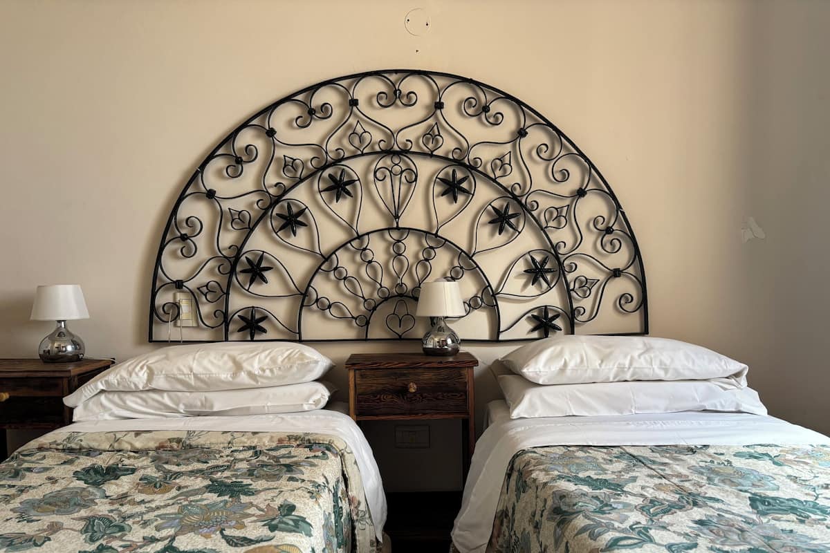 Standard Double or Twin Room, Patio, Courtyard View