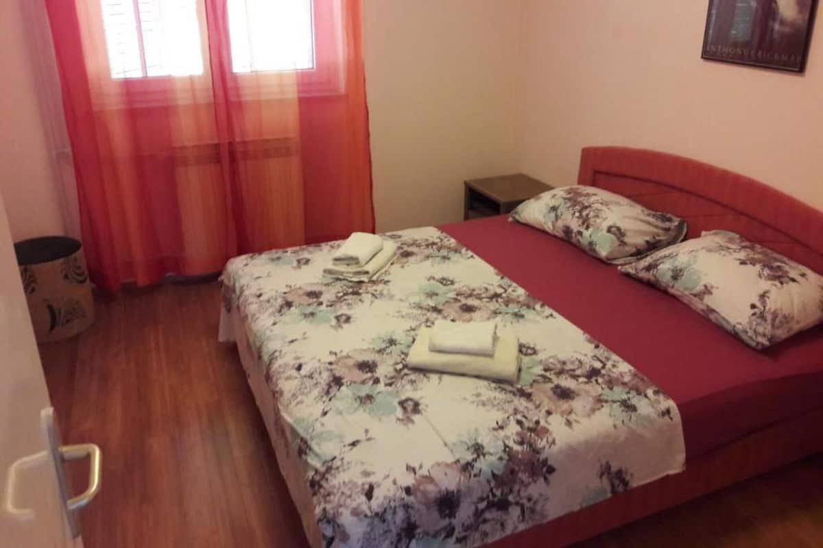 4 bedrooms, free WiFi