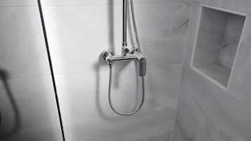 Apartment (Apartments Amalia - Two Bedroom Apart) | Bathroom | Towels