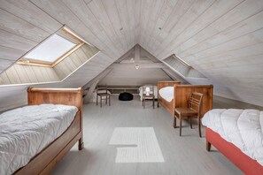 5 bedrooms, iron/ironing board - Family house for 8  in St Brévin - near beach (Saint-Brevin-les-Pins)