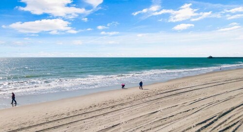 Newly Remodeled Ocean Condo in North Myrtle Beach With Beach Access!