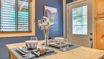 House (1 Bedroom) | Interior