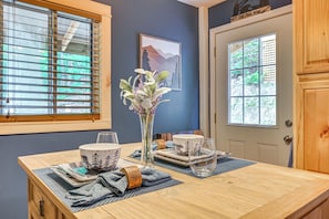 House (1 Bedroom) | Interior