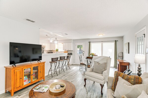 House (3 Bedrooms) | Interior - Brunswick Retreat w/ Patio & Grill, Near Beaches! (Brunswick)