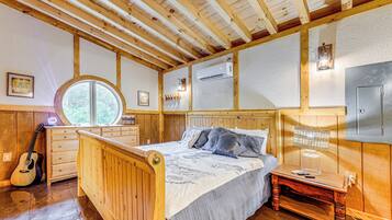 Cottage (2 Bedrooms) | Interior