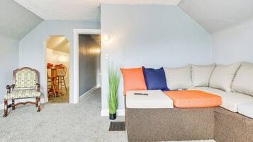 Apartment (1 Bedroom) | Interior