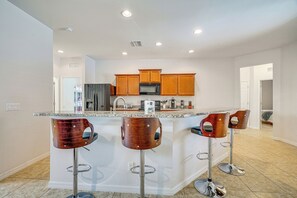 บ้านพัก (4 Bedrooms) | ภายใน