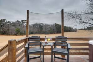 Apartment (2 Bedrooms) | Interior - Kitty Hawk Apartment w/ Hot Tub - 1 Mi to Beach! (Kitty Hawk)