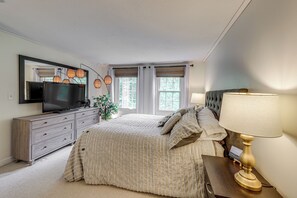 House (3 Bedrooms) | Interior - Beautiful Mousam River Retreat: Hot Tub & Kayaks! (Kennebunk)