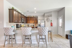 Nhà (3 Bedrooms) | Nội thất