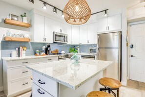 Apartment (1 Bedroom) | Interior