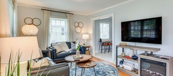 Elizabeth City Abode w/ Fenced Yard, Near Downtown