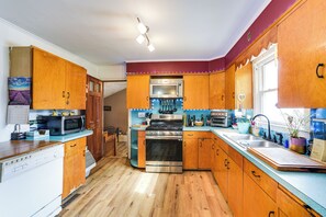 House (2 Bedrooms) | Interior - Cozy Ballston Spa Home w/ Fenced Yard! (Ballston Spa)